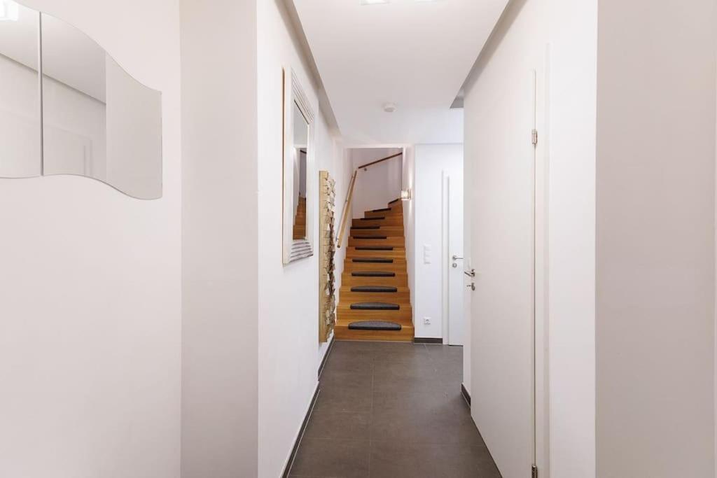 New! Amazing Spacious Schoenbrunn View * Wien